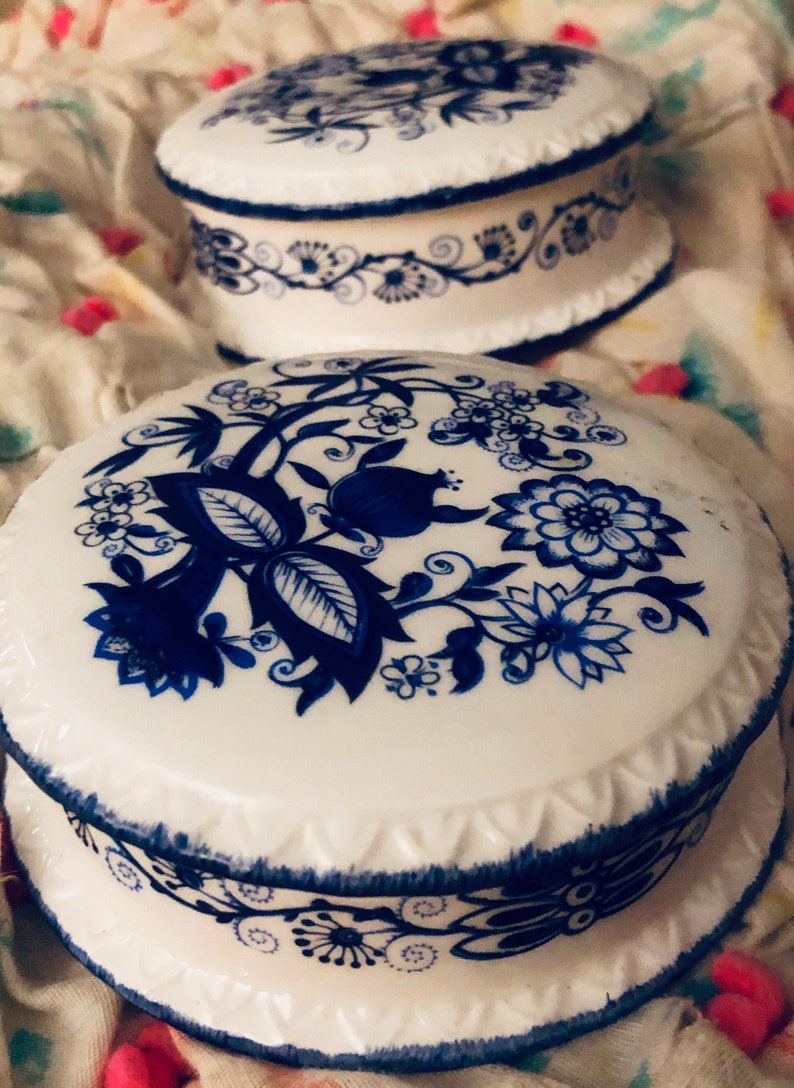 Blue White Porcelain Jewelry Box Two Boxes 2 pc Set shabby condition