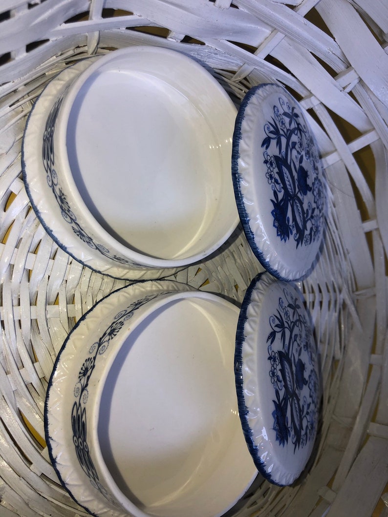 Blue White Porcelain Jewelry Box Two Boxes 2 pc Set shabby condition