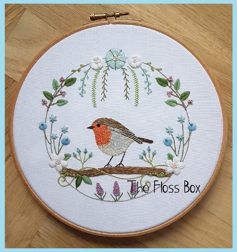 Spring Robin Embroidery Pattern image 1