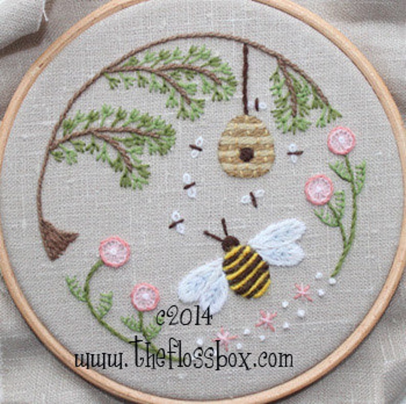 Bee's World Crewel Embroidery Pattern image 1