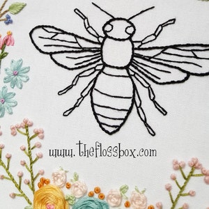 Bee Floral Embroidery Pattern image 2