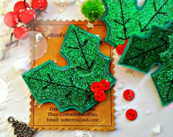 Holly hair clip, holly barrette, holly, christmas holly