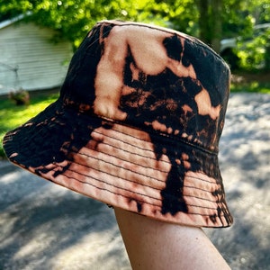 ILLEDIT FLOWER ARTWORK BUCKET HAT バケハ Paint flower(Rose) + Cat Bucket Hat Artistic #mukuan