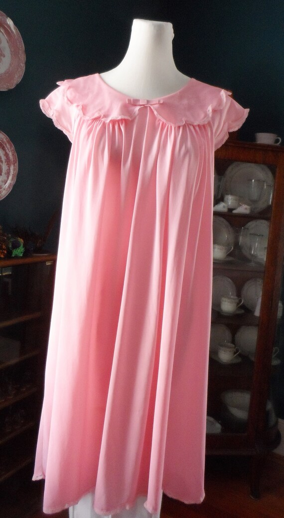 Vintage 1960s Shadowline Gown in Coral Pink - image 2