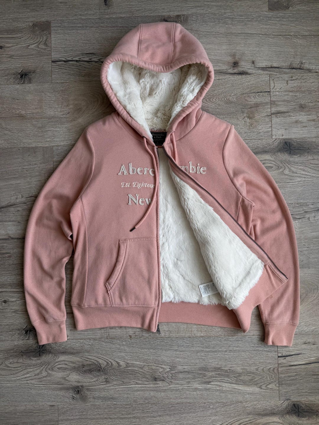 最終値下げ　アバクロンビー&フィッチ　ファー　ジップアップ　ピンクパーカー il_1080xN.6753514575_10lx.jpg
