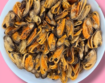 Green Lipped Mussels for Dogs & Cat – Dehydrated Dog Treat Topper, Natural Joint Support Supplement, Omega-3 Rich, Single Ingredient Treat