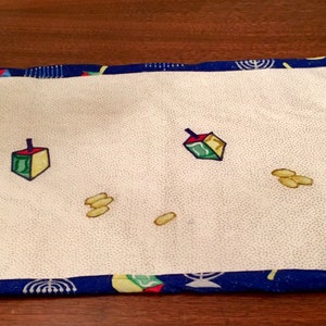 Chanukah Hanukkah Table Runner reversible padded insulate