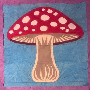 Spotted Mushroom Quilt Block: 40-inch FPP Pattern (PDF Pattern)