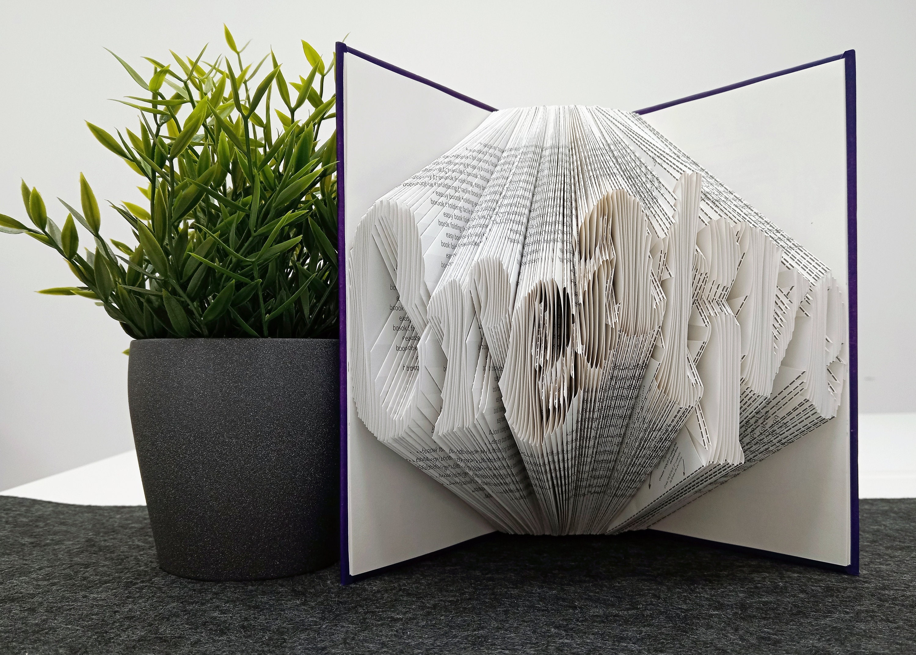 CREATIVE Word Pattern Book Folding Diagram, 265 Folds for Books of 530 ...