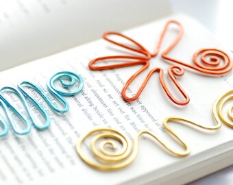 Fun Bookmarks, Set of 3, Wire Bookmarks, Colorful Bookmarks, Squiggle, Book Lover Gift, Teacher Gift, Metal Bookmarks, Librarian Gift