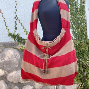 Bolso bandolera reciclado de rayas con detalles de encaje de hilo