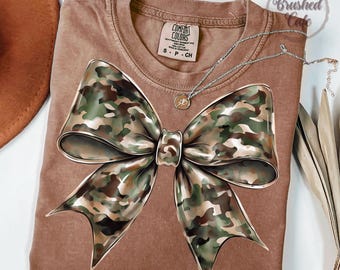 Kokette Camo PNG - Jagdtarn Shirt Design (Digitaler Download)