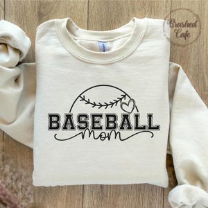 Baseball Mom SVG PNG: Varsity-typsnitt, lagskjorta-klippfil (digital nedladdning) bild 2