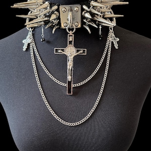 Black Choker Punk Gothic necklace with Spike Studded choker Patent leather Cyberpunk Metal collar, Goth Choker with Chain Pendants jewelry