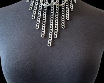Spiked Lackleder Choker: Punk Kette Quaste Halsband
