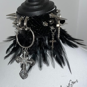 Punk Leather Gothic necklace Spike Studded Choker with Feathers, Leather Cyberpunk Metal Choker collar, Leather Goth Choker jewelry collar
