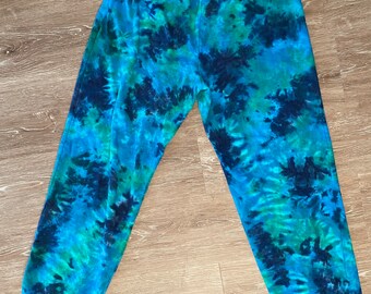 Size Large Tiedyed Cotton Fleece Cozy Sweatpants in Rainforest color combo