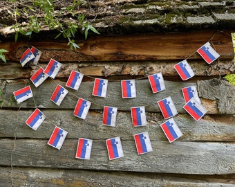 Slovenian flag garland