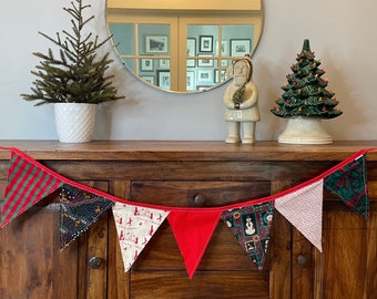 Christmas Holidays fabric bunting #10, 4 ft, red