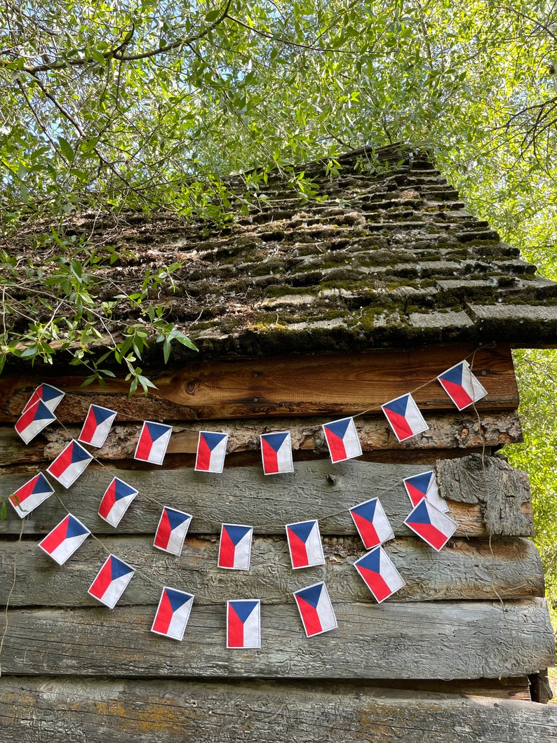 Czech Republic flag garland image 10