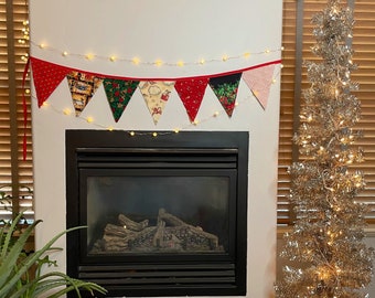 Christmas Holidays fabric bunting #8, 4 ft, red