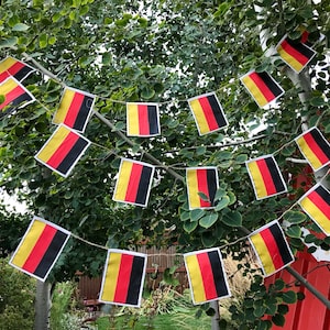 German flag garland