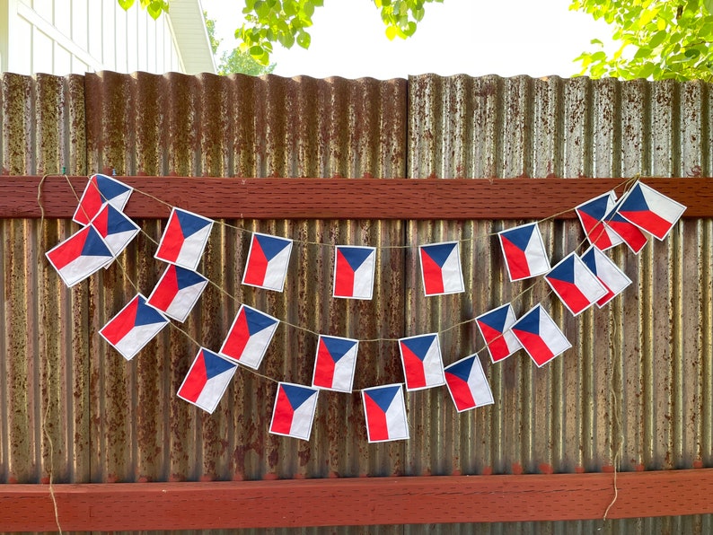 Czech Republic flag garland image 1