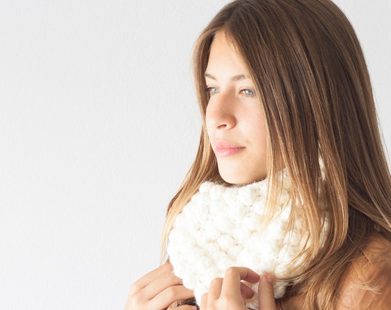 Sales Knit neck warmer off white ecru bubble crochet cowl collar circle scarf neckwarmer image 3