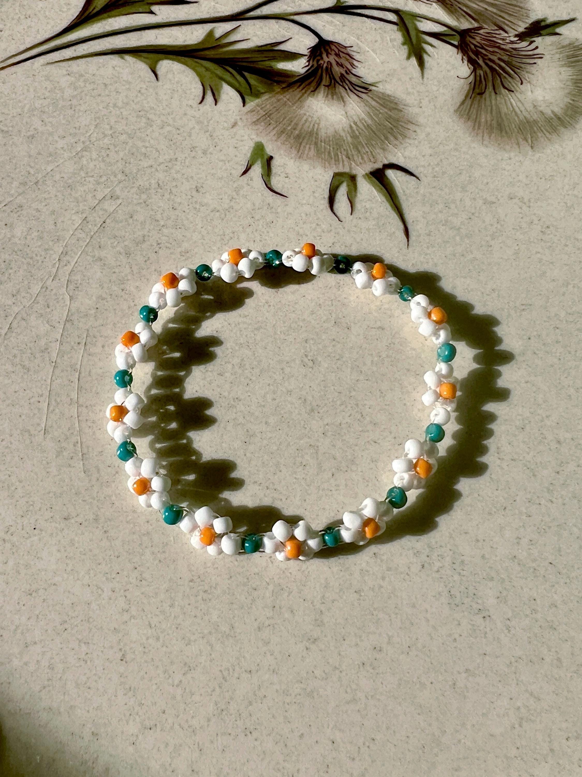 Handmade Beaded Daisy Flower Bracelet: Seed Bead Jewelry - Etsy