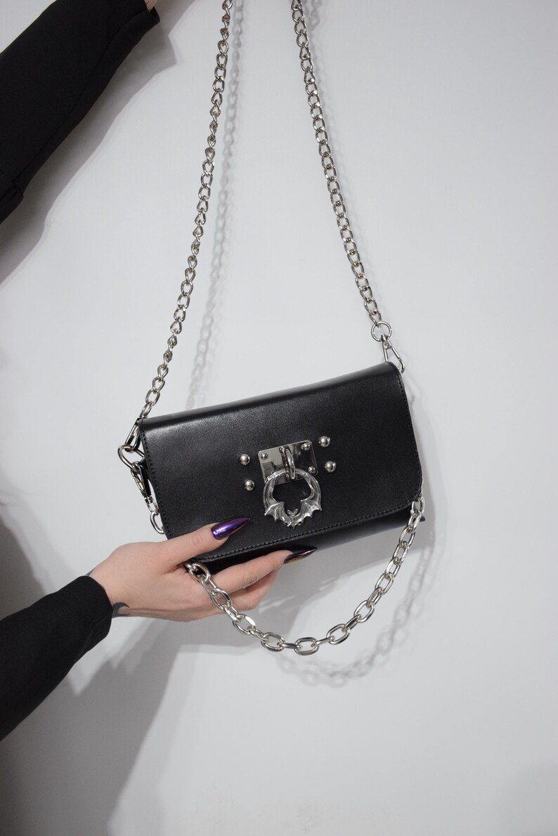 KAJAN LEATHER BAG: gothoc purse with bat pendant, chain handle and belt strap image 4