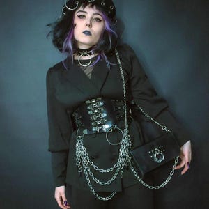 KAJAN LEATHER BAG: gothoc purse with bat pendant, chain handle and belt strap image 8