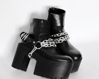 CHAIN & Leather Shoe Harness: Adjustable Boot Straps