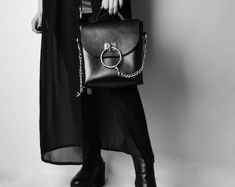 ★TOUT Y EST★ O-ring shoulder bag black LE245610FBK Shoulder bag with chain, Black - Sisley