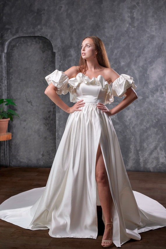 Ivory Satin Ball Gown Wedding Dress: Detachable Ruffle Sleeves, Train