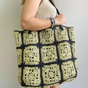 Crochet Raffia Tote Bag, Stylish Summer Tote, Boho Raffia Shoulder Bag, Handmade Crochet Beach Bag, Beach Chic Style, Gift for Her