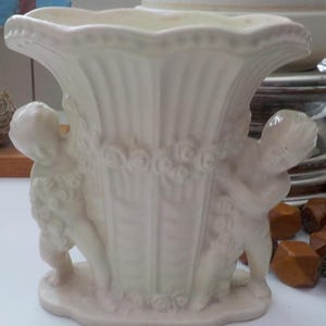Vintage off white vase with cherubs roses made in Japan
