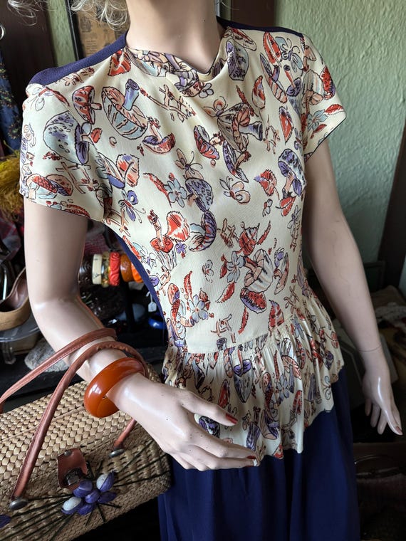Vintage 1940s Rayon Jersey Mushrooms Butterflies … - image 8