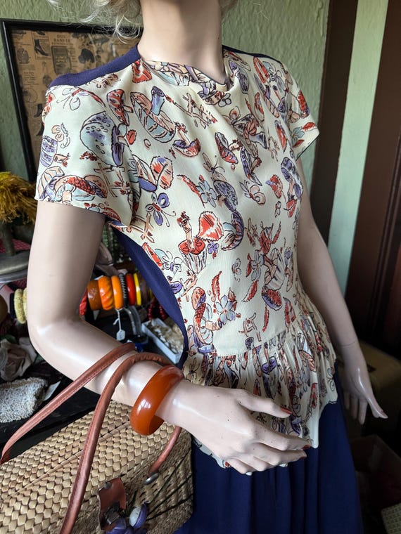 Vintage 1940s Rayon Jersey Mushrooms Butterflies … - image 5