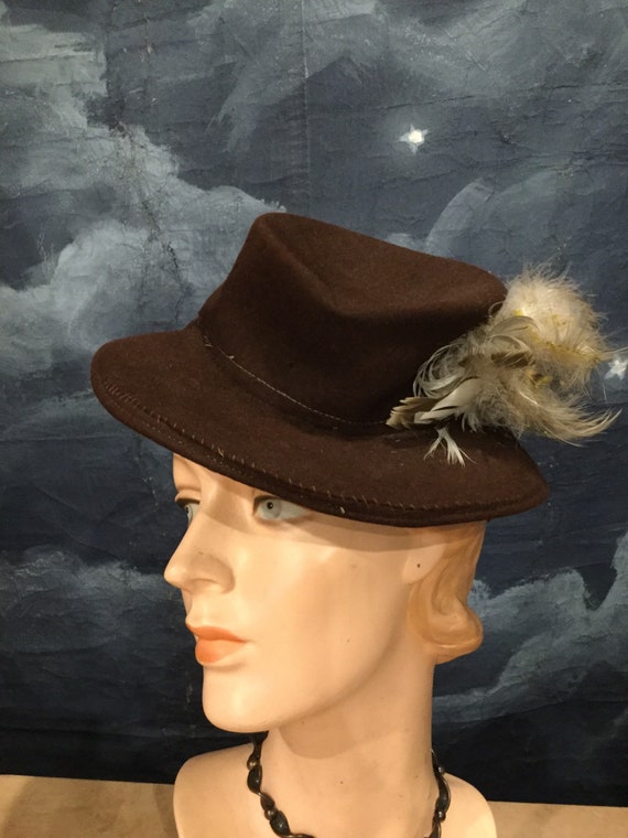 Vintage 1930s - 40s Felt High Fashion Tilt Toy Hat