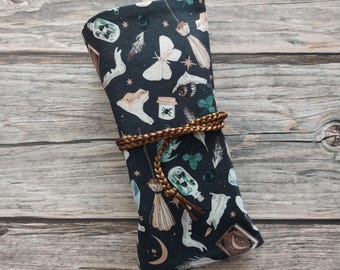 Witchy Nature Tarot Oracle Cards Wrap with Deck Pocket Pouch Mushrooms Moon Moths