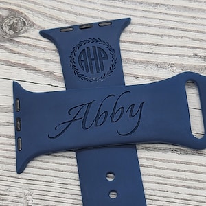 Gepersonaliseerde Apple Watch-bandjes Aangepaste gravure Geweldig voor Valentijnsdag Verjaardag Kerstcadeau voor haar gepersonaliseerde monogram