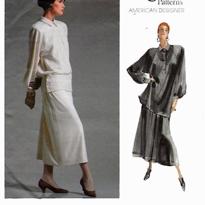 Puede incluir: Una mujer con un conjunto color crema con una parte superior de manga larga y una falda, combinados con tacones marrones y una boina negra. La imagen también incluye un dibujo de un conjunto negro. El texto "Vogue Patterns AMERICAN DESIGNER" es visible. La palabra "TAMOTSU" está abajo.