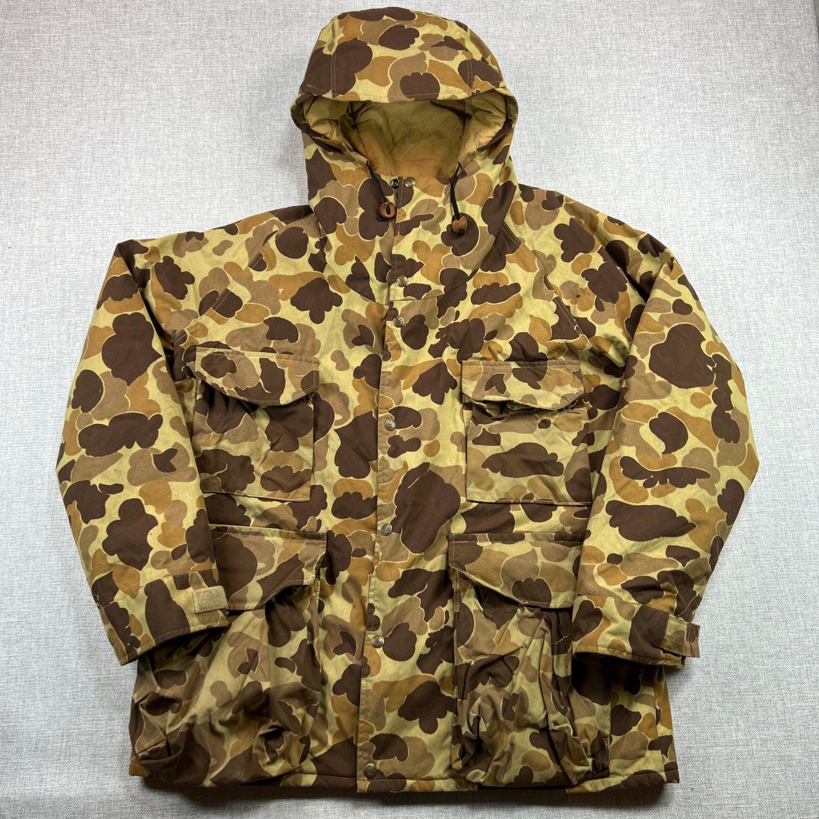 Vintage 90s Cabela's Gore-tex Duck Camo Hunting Parka Men L USA