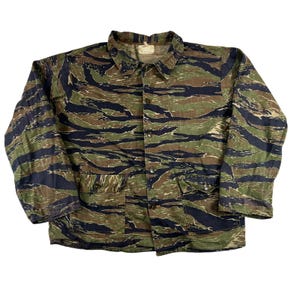 ジャケット・アウター 60s Vintage 2tone TIGER CAMOUFLAGE JKT Extremely Rare !! True Vintage Tiger Stripe 60s Vietnam War