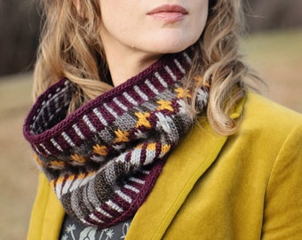 Wallflower Cowl (Knitting Pattern)