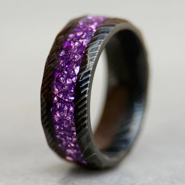 Hammered Amethyst Black Tungsten Ring, Anniversary Gift (8mm)