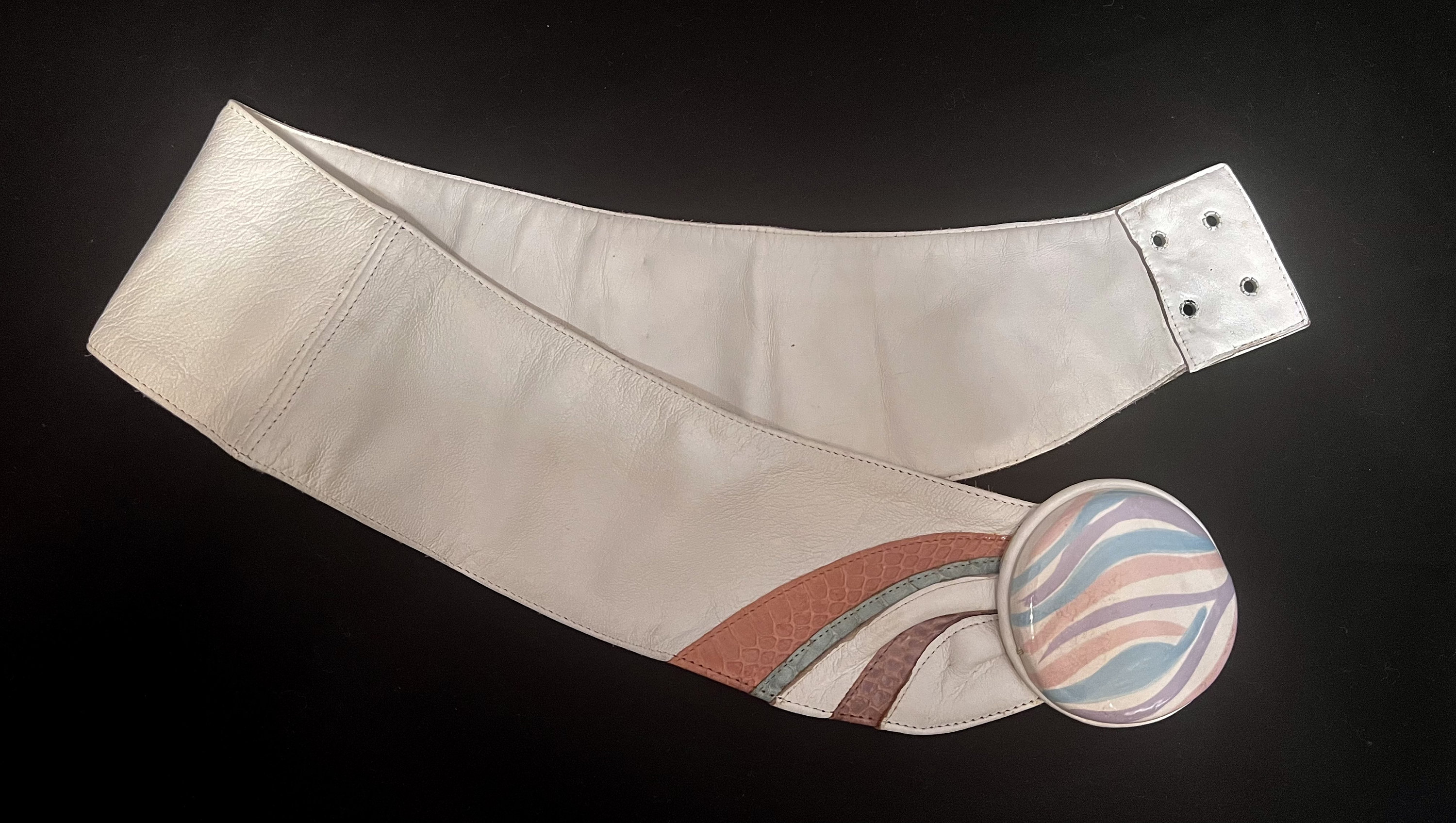 Vintage 80s White Leather Belt: Ceramic Disc, Faux Snakeskin 