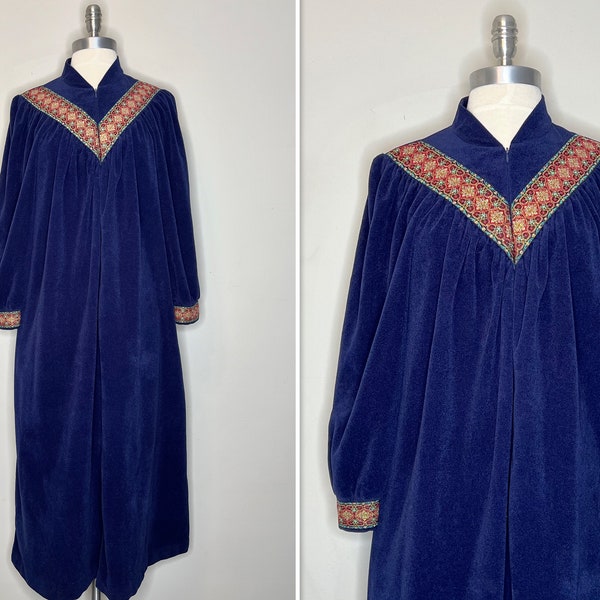70s Vanity Fair Petite Purple Polyester Soft Plush Full Length Robe with Zip Front/Colorful Brocade Ribbon Trim/Vintage Size Small Petite