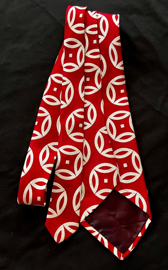1970s Red Silk Brocade Wide Necktie by Famous Bar… - image 4