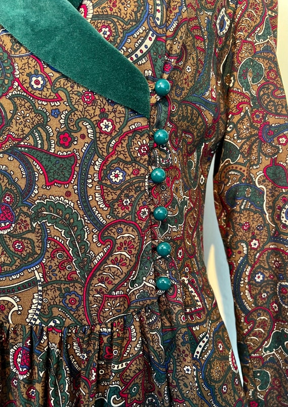 Fabulous Brown and Green Rayon Print Dress by Lan… - image 4